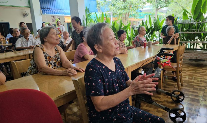 nguoi gia 75 tuoi duoc huong che do gi 2 - Viện Lão Tâm An