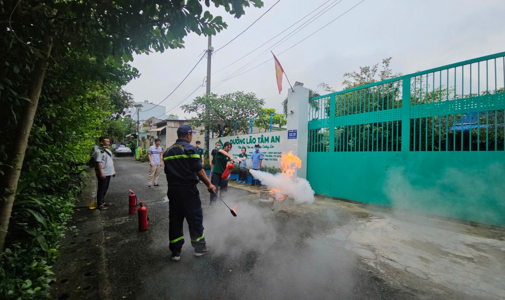vien duong lao tam an tap huan pccc 3 - Viện Lão Tâm An