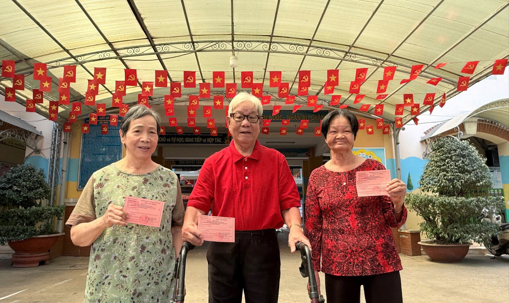 ngay hoi bau cu vien duong lao tam an 4 - Viện Lão Tâm An